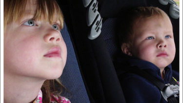 Kids Entertained During Traffic